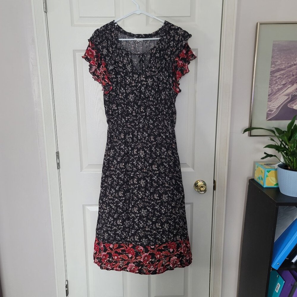 Womens long black and red floral patterned floral Maurices short sleeve dress